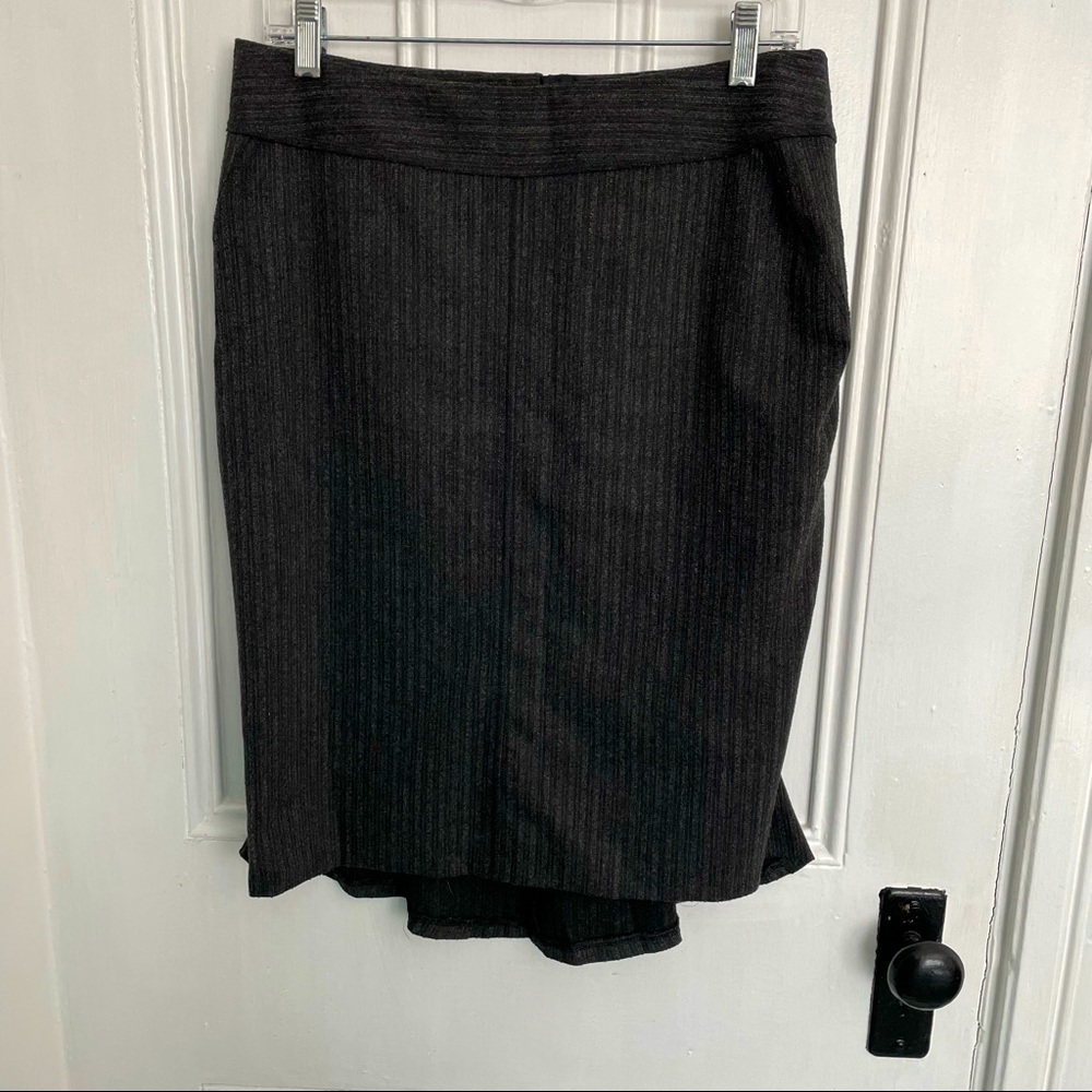 Mexx wool blended skirt with cute back frill & high low look below knee size 8